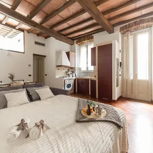 Charme Milan-300m Dal Duomo Appartamento Milano